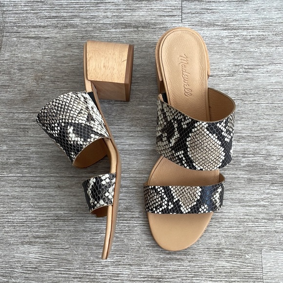 ❌SOLD❌ - Picture 3 of 4